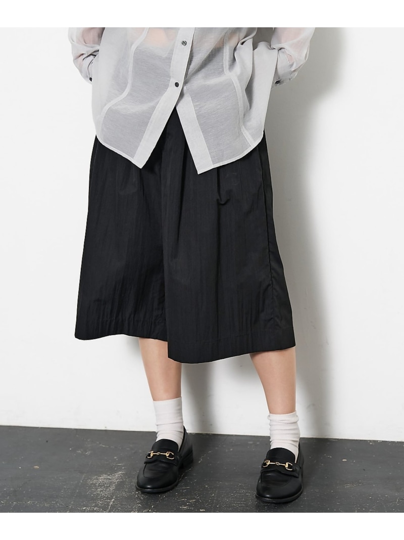 バミューダパンツ【予約】 NOMINE ノミネ パンツ その他のパンツ ホワイト ブラック【先行予約】*【送料無料】[ Fashion]