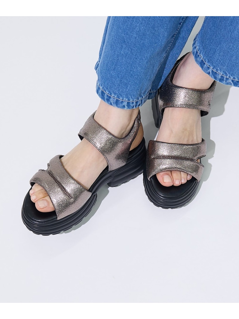 【販売店舗限定】パフィクッションサンダル Au BANNISTER オゥ・バニスター シューズ・靴 サンダル ブラック シルバー ホワイト【送料無料】[ Fashion]｜ABAHOUSE ONLINE