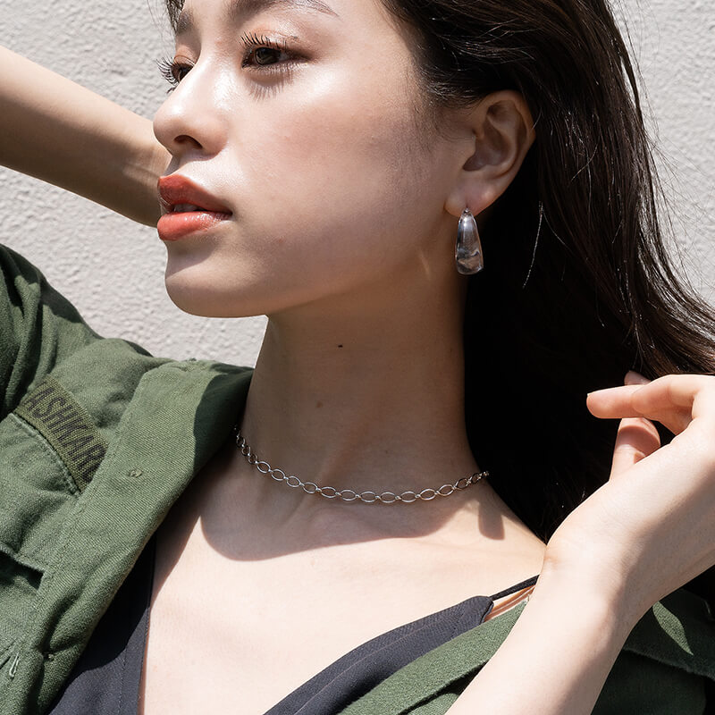 楽天市場 メール便送料無料 クリアフープピアス シンプル クリア レディース 女性 大人 アクセ アクセサリー ギフト アクリル 透明 ゴールド シルバー アバスクデザイン