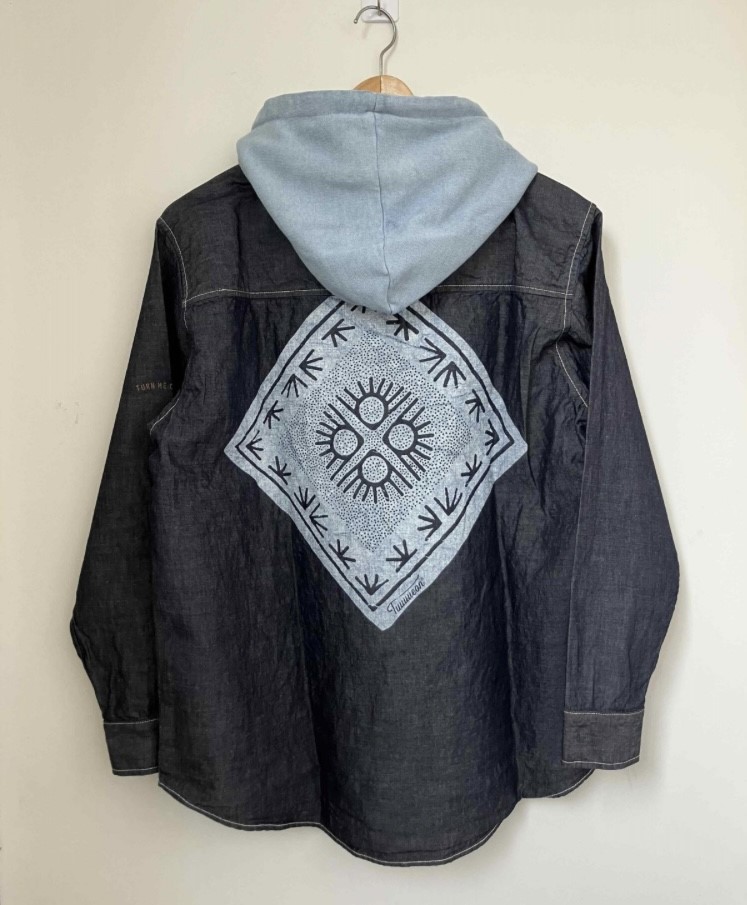 TURN ME ON（ターンミーオン) スエットフード付き添い人 シャンブレーワークシャツ (INDIGO) (MENS)M/L大きさ
