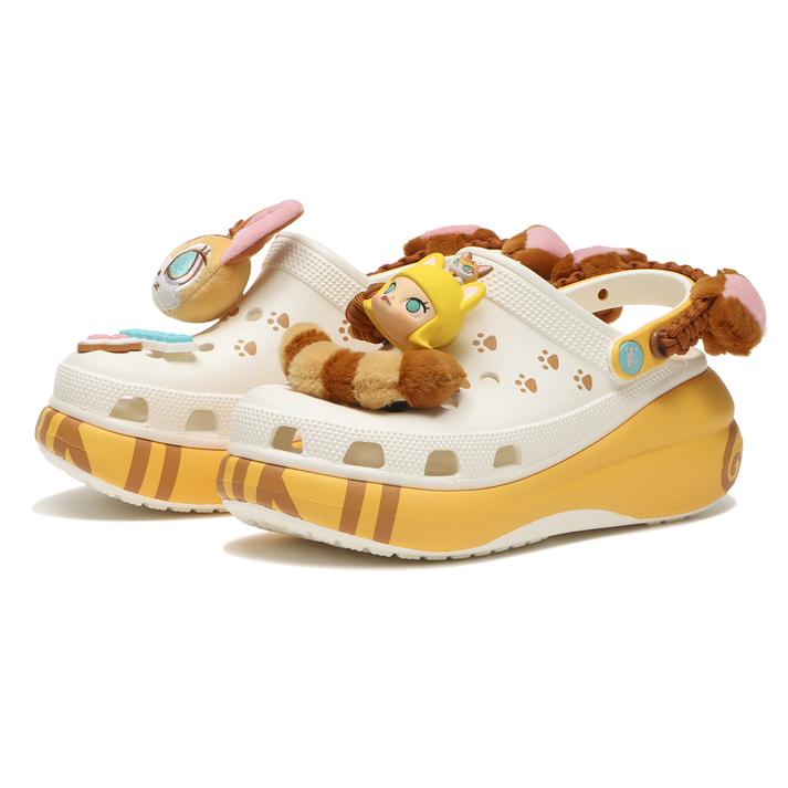 【crocs】 クロックス POPMARTMOLLYCROCSCRUSHCLOG ポップマート モリー クロックス クラッシュ クロッグ 212963-90H｜ABC-MART SPORTS