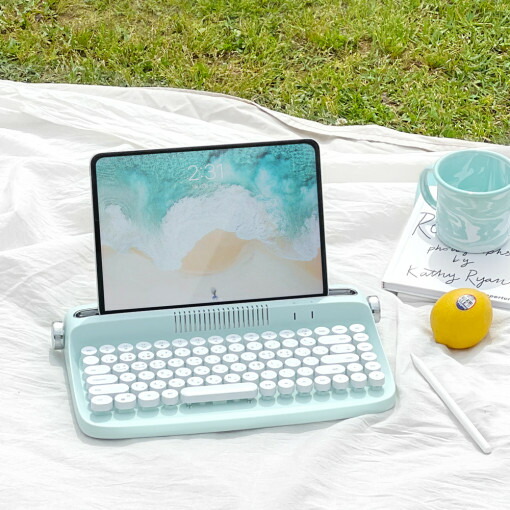 ACTTO【正規品】レトロ ミニ bluetooth マルチペアリング キーボード B303