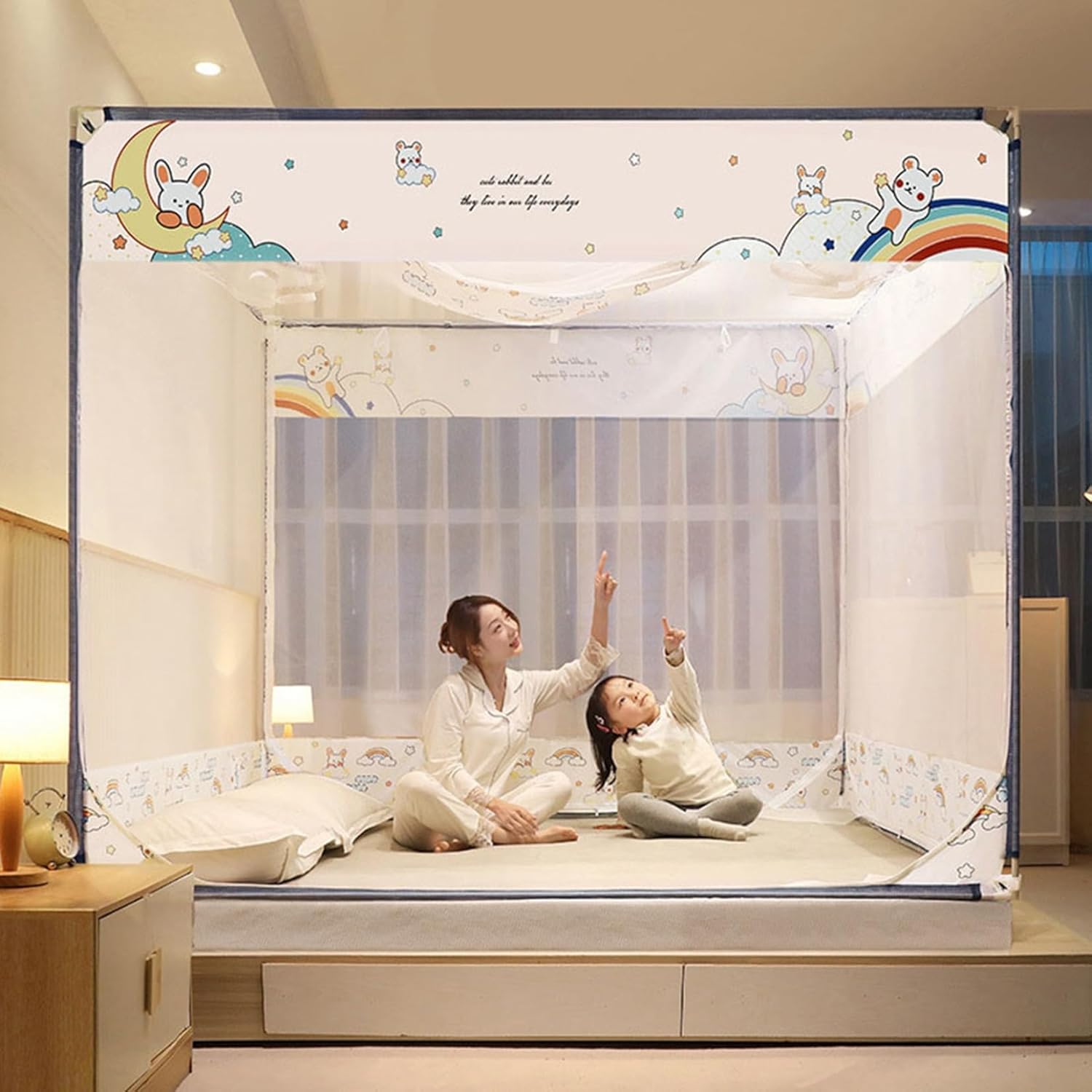 蚊帳 屋内蚊帳 180x200cm 底生地付き 全方位ガード 通気性よい 3ドアタイプ 組み立て簡単 収納便利 密度が高い 防蚊対策 昆虫を防ぐ 安心睡眠 快適 夏 寝室 キッズ 大人 かや 洗える｜ＡＢＣＺショップ