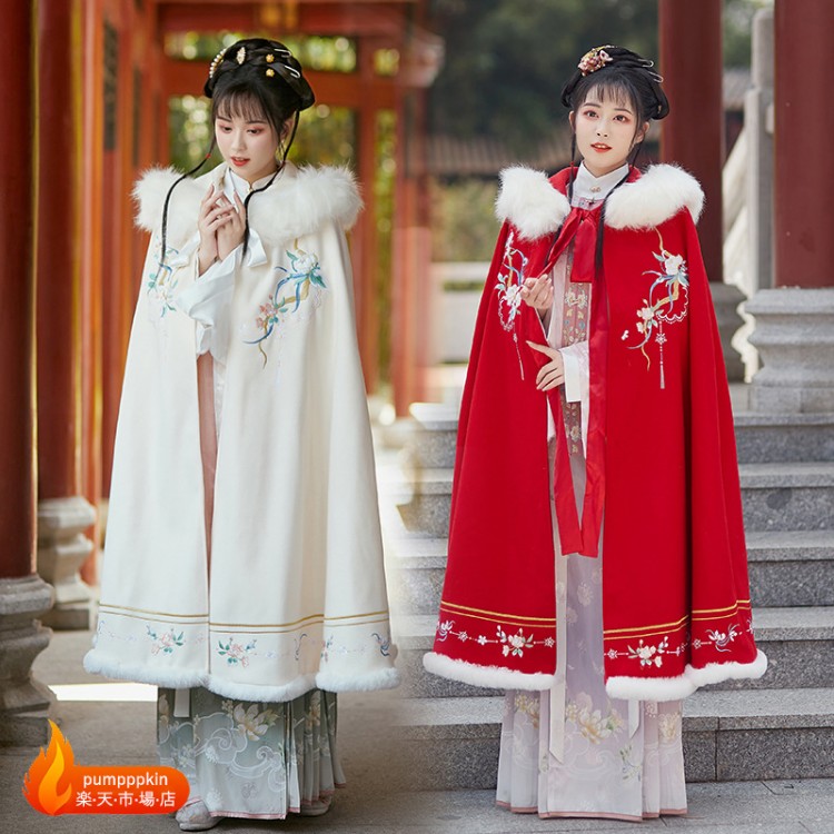 コスプレ衣装 唐装 漢服 古典美人 レディース マント 羽織 ダッフルコート 中華服 華流 刺繍柄 花柄 チャイナ服 厚手 ファーフード付き 防風防寒 お嬢様 エレガント cosplay 仮装 変装 イベント 学園祭文化祭 時代劇 ステージ衣装 舞台演出服 撮影写真 ベージュ レッド