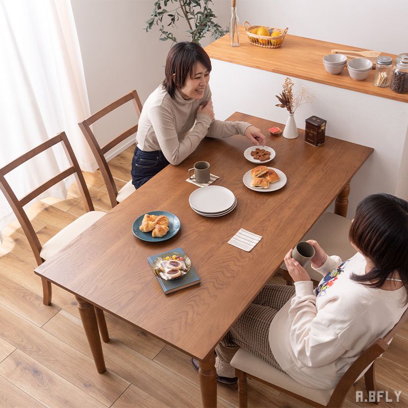 ダイニングテーブル 食卓 テーブル 長方形 幅150 ファミリータイプ 天然木 木製 ウッドテーブル ブラウン シンプル シャビーシック アンティーク風 お洒落 クラシカル 上品 カントリーテイスト ヴィンテージ感 クラシック ろくろ脚 ダーンドレッグ【大型商品】