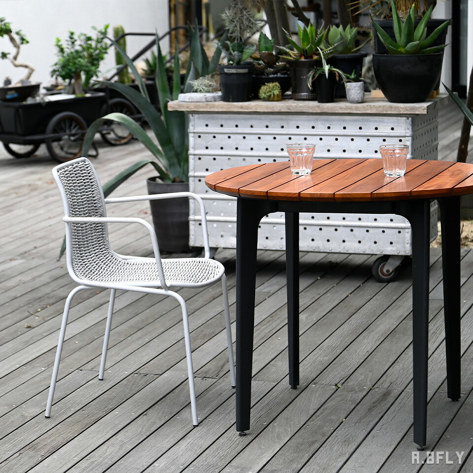 【マラソン限定|最大6,000円OFFクーポン】カフェチェア 1脚 アームチェア バルコニー ベランダ ウッドデッキ アウトドアリビング ガーデンファニチャー ホワイト シルバー ミッドセンチュリー|A.BFLY ア.ビーフライ