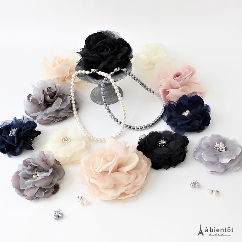 楽天市場 Abientot Select フラワー コサージュ ブラック ホワイト ピンク ベージュ ネイビー アクセサリー スーツ 卒業式 卒園式 入学式 入園式 かわいい おしゃれ お花 セレモニー 行事 パーティー フォーマル バッグ 雑貨 アビアント