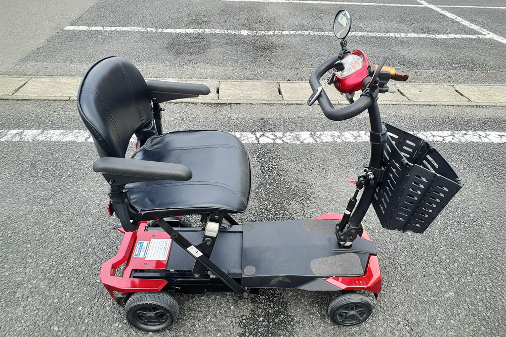 【見せびらかす品】伸縮式電動スクータ 相手  年がしら鉄道車両 アビリティーズ【栃木県、群馬県、茨城県（構成成分）制限事項売りわたす】
