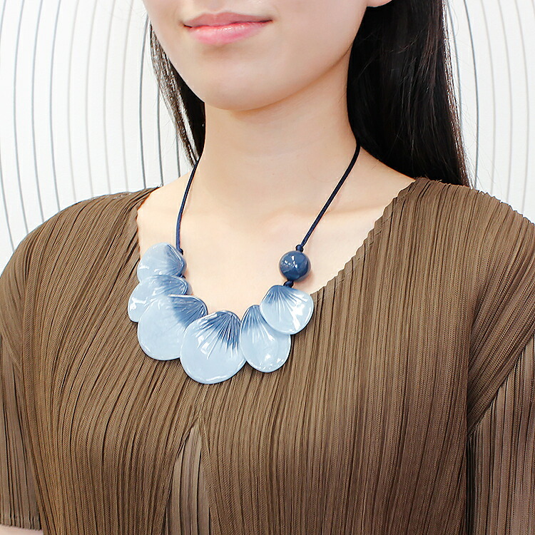 ABISTE ZSiSKA ≪BLOOM≫花びらレジンネックレス/1020087- ブランド アビステ お顔周りが華やぐネックレス ZSiSKA シスカ｜ABISTE　店