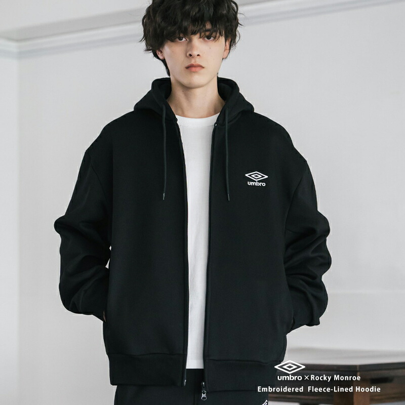 【新品未使用】韓国umbro アンブロ スウェット トレーナー 90 黒 レア品 新品未使用】韓国umbro アンブロ スウェット トレーナー 90 黒 レア品