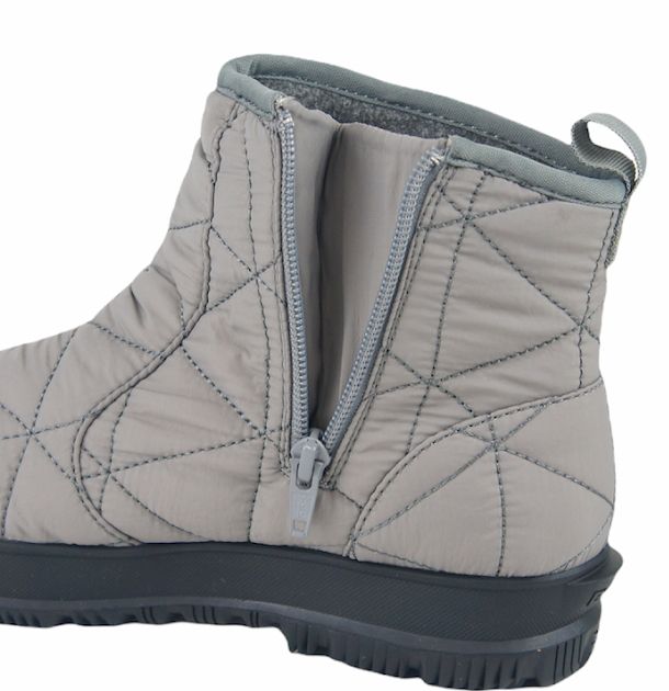 ショートブーツ レディース Bogs Low Snowday W Roybog あったかい ぺたんこ ウィンターブーツ キルティング シューズ スノーデイ スノーブーツ ボグス ロー 防水 雪 靴 セール 登場から人気沸騰 スノーデイ