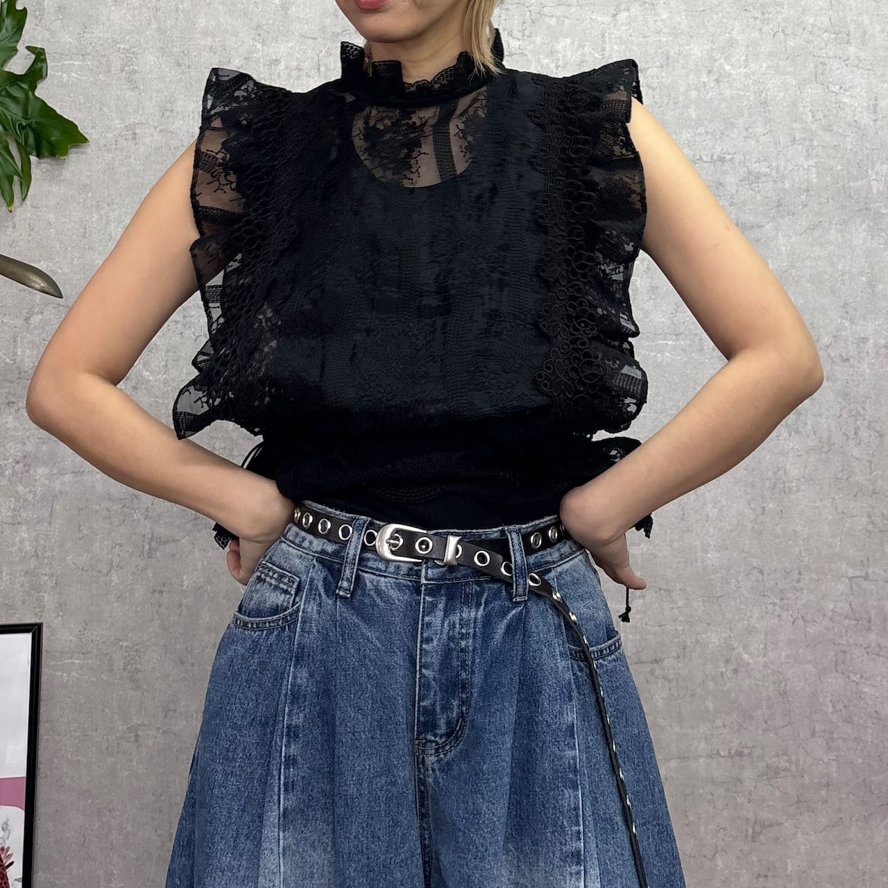【TRANOI】EYELET BELT（黒いこと） 242R610