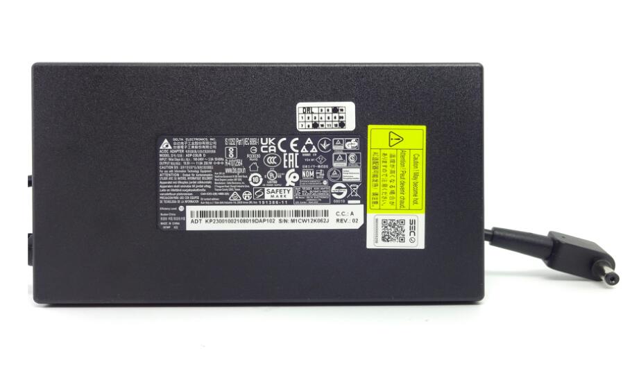 純正新品 DELTA ADP-230JB D 19.5V 11.8A ACアダプター 230W 電源アダプタ 丸型 外径約5.5mmФ　内径1.7mmФ