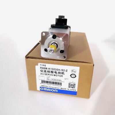 【新品 適当お願いごと書ふり出し可】OMRON オムロン R88M-K10030H-S2-Z 用サーボ原動機【６ヶ月引き受ける】