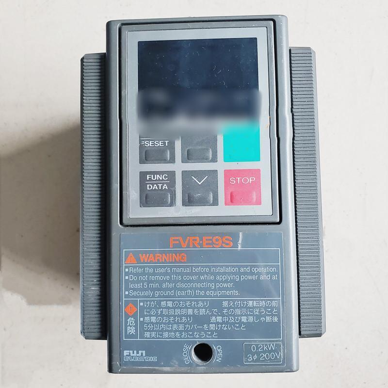 【新品 適格請求書発行可】FUJI 富士電機 FVR0.75E9S-2 0.75KW 200~230V用インバーター【６ヶ月保証】