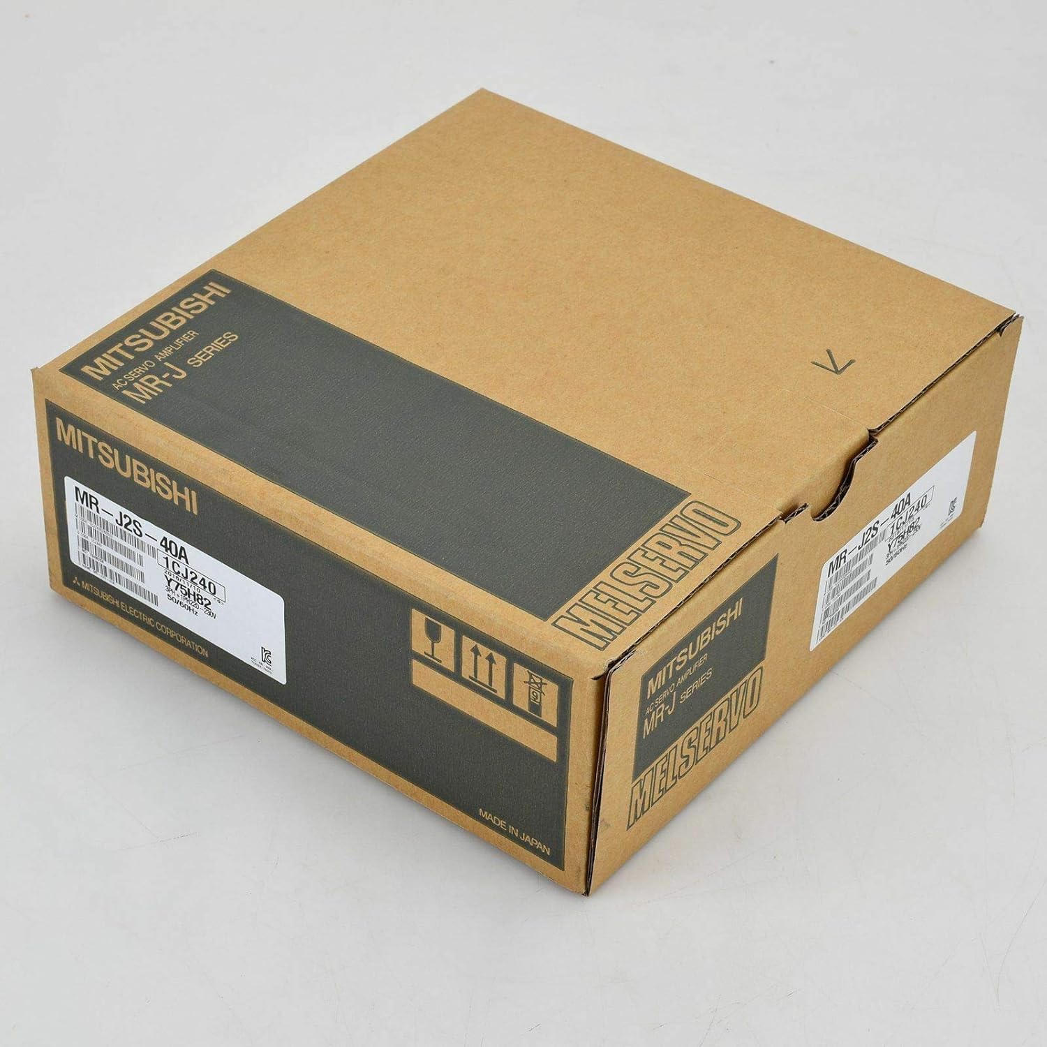 【新品 適当お願いごと書振り出し可】MR-J2S-40Aサーボ運転MR-J続きもの400WサーボアンプリファイアーMRJ2S40A【６ヶ月引き受ける】