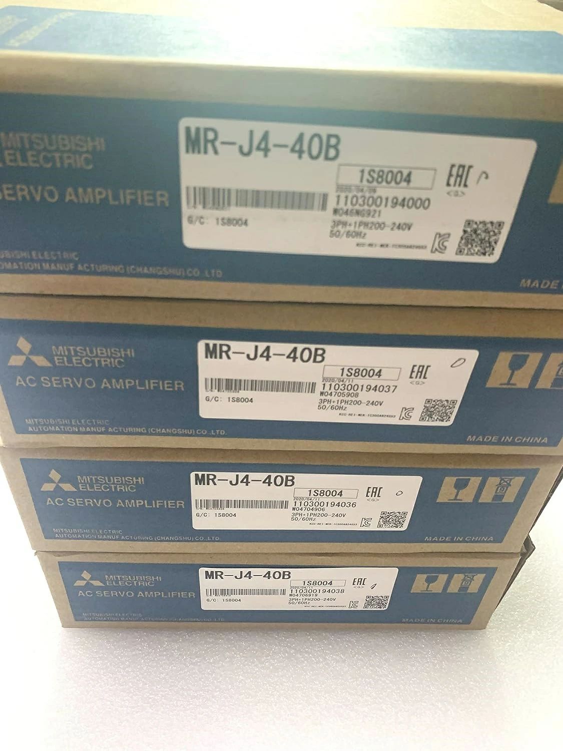 【新品 適当お願いごと書ふり出し可】三菱電機(MITSUBISHI) MR-J4-40B サーボアンプリファイアー (0.4kW用) (主電気回路インプット: 三相/単相AC200～240V) NN【６ヶ月保