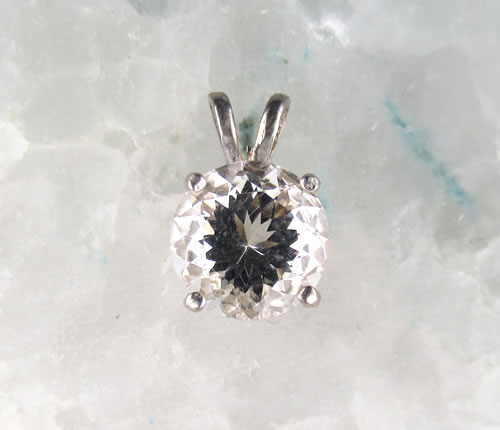 楽天市場】【H&E社 証明書付】アゾゼオ ピンクアゼツライト オーバル