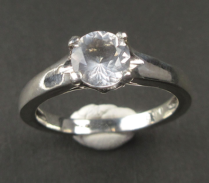 フェナカイト 0.65ct リング6mm ヘブンアンドアース社 オールドストック 稀少 アフリカンクリアフェナカイト サイズ変更無料 最高の波動 R1ph216
