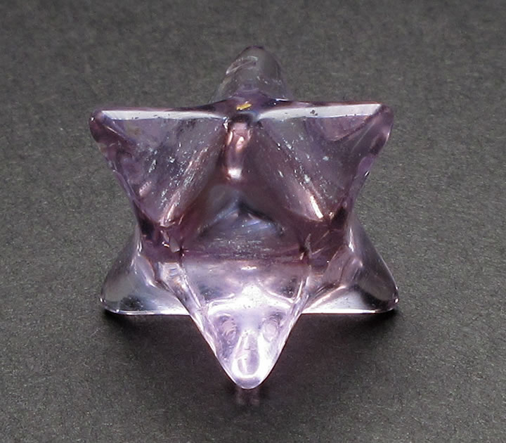 虹入り♡ ラベンダーアメジスト マカバスター アステロイド 紫水晶 天然石 楽天市場】【ポイント5倍】ラベンダーアメジスト マカバスター