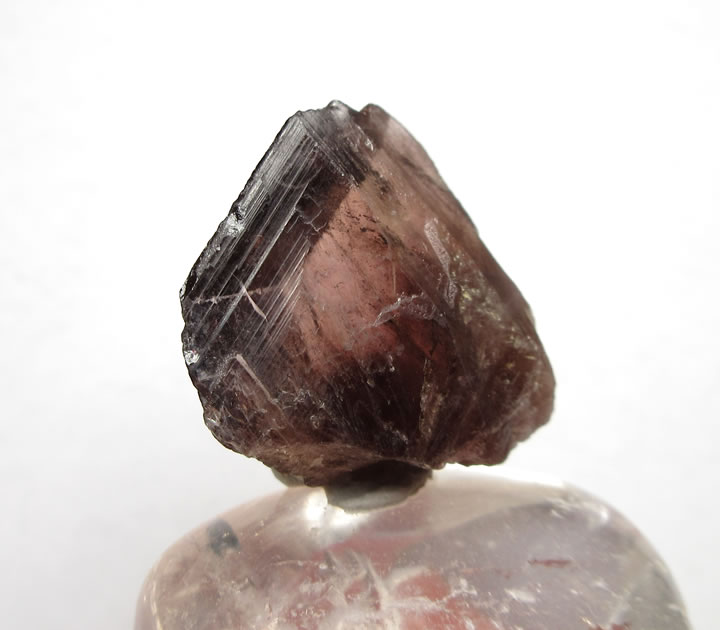 楽天市場】アキシナイト 結晶 原石 レアストーン パワーストーン