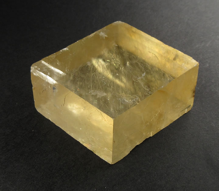 楽天市場】ゴールデンカルサイト 100mm 丸玉 スフィア 中国産 天然石