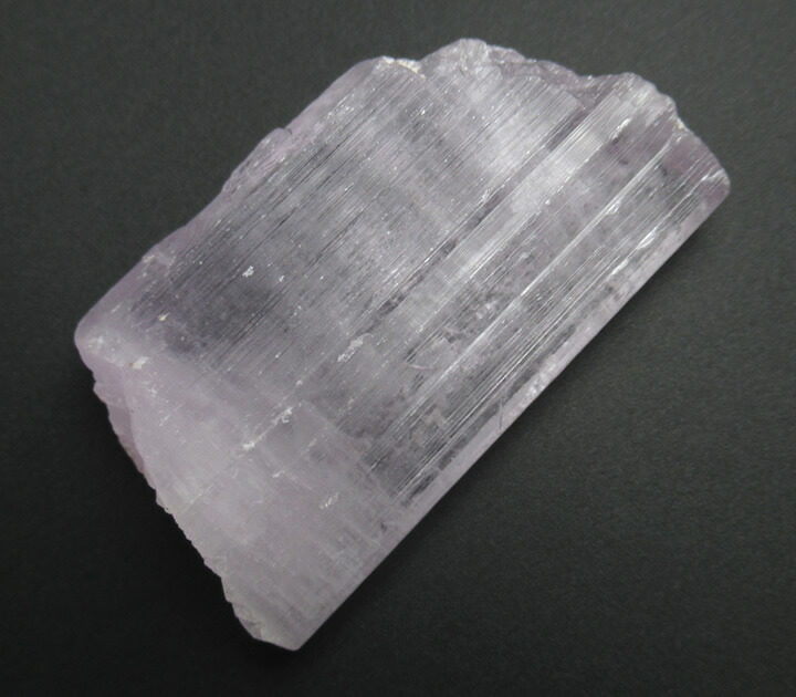 楽天市場】クンツァイト リチア輝石 結晶 原石最高級【約24.8g