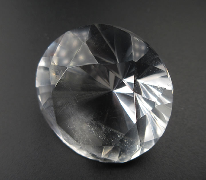セラデカブラル産レムリアンシード水晶 直径26mm 12g ダイヤモンド型カット ポリッシュ 古代の偉大なる力 叡智 瞑想 置物 パワーストーン lem318
