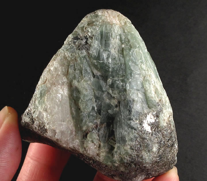 楽天市場】スギライト原石 59g 南アフリカ産 愛の光の灯台となる 内