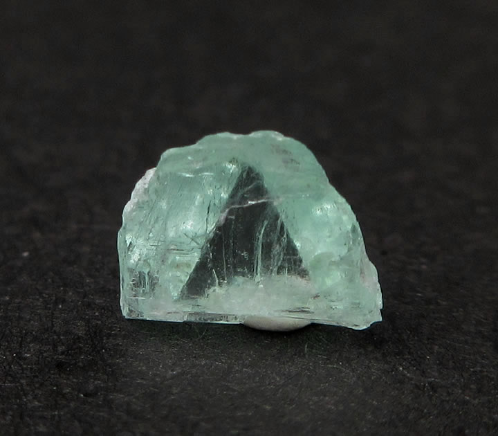 フォスフォフィライト 結晶 0.5ct 鑑別書付 心の安らぎと豊かさ、繁栄、財政的富、芸術的感性と美的センスの向上 ボリビア産 天然石 phos069