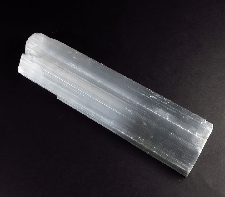 ワンド　ヒーリングワンド　天然石　パワーストーン 楽天市場】※貴重な1点物!!☆セレナイト ヒーリング ワンド