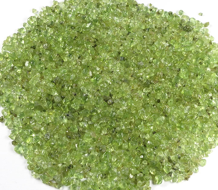 楽天市場】ペリドット カンラン石 さざれ 100g パワーストーン 天然石