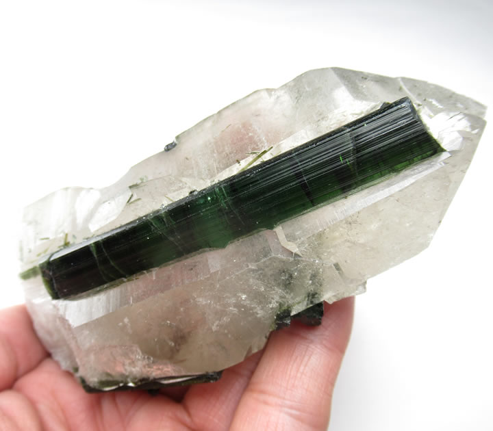 楽天市場】グリーン トルマリン イン クォーツ 原石 169g バーデライト