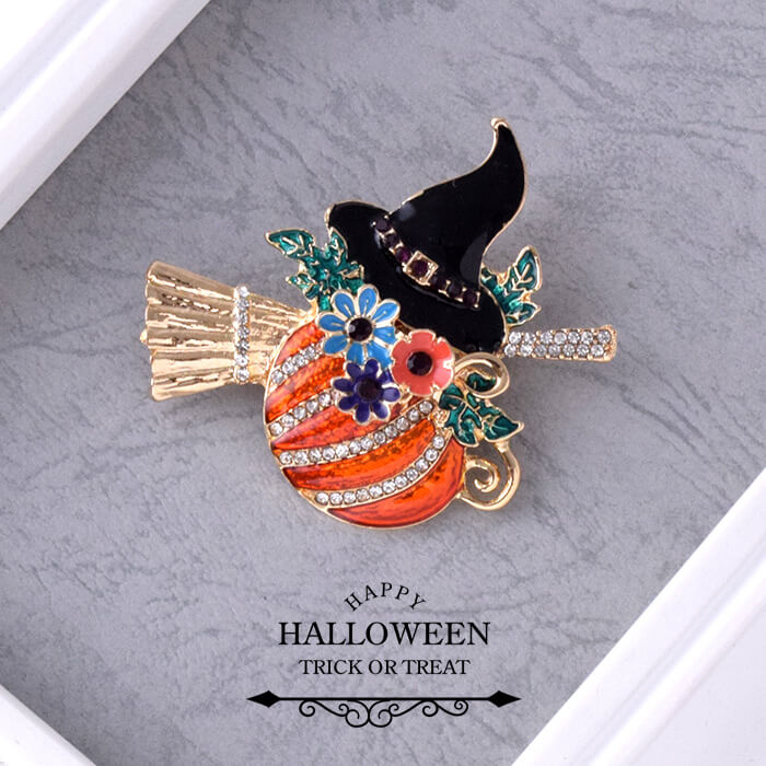 楽天市場】揺れる スワロフスキー が ついたハロウィン ブローチ