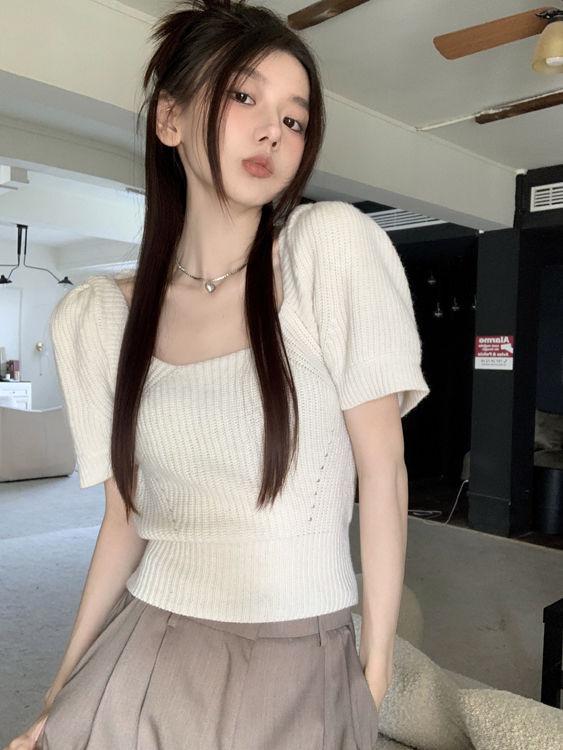 ニットトップス レディース 短袖 夏 パフスリーブ 短め丈 ボディフィット フレンチスタイル かわいい カジュアル 柔らかい 伸縮性