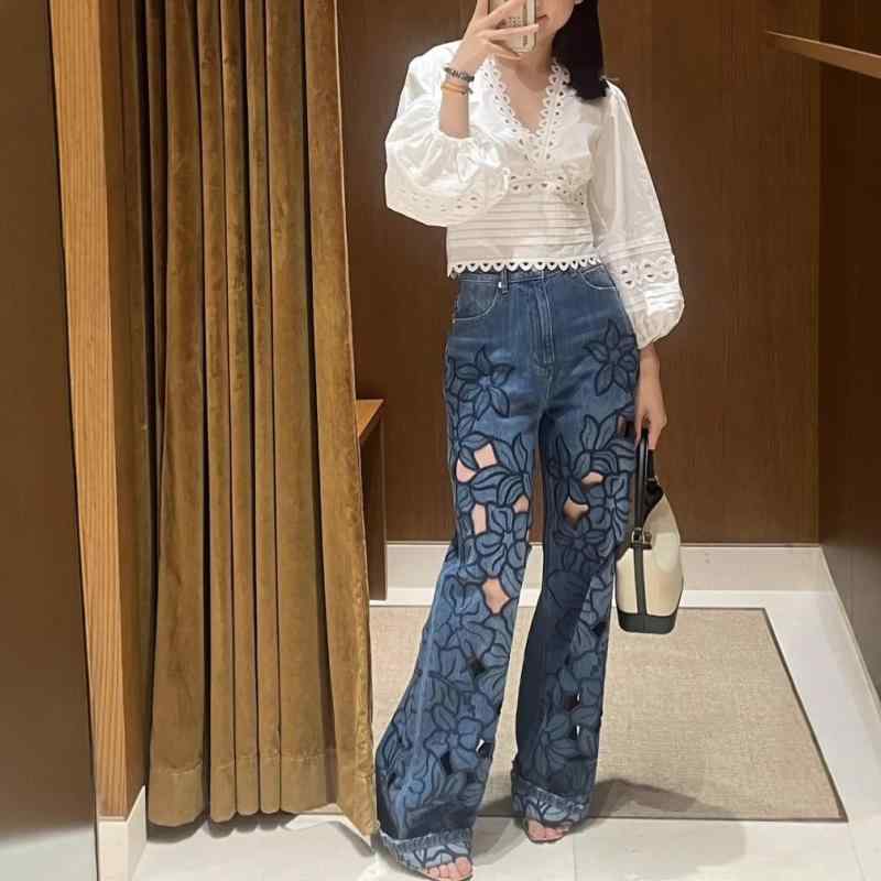 ジーンズズボン下 成人女性用 心地好い 綿織物 透かし刺しゅう 花柄 引っ切り無い レッグ ロング丈 ヴィンテージ 色挙げ句の果て製作 秋 窈窕たる 窈窕たる 研ぎあげる