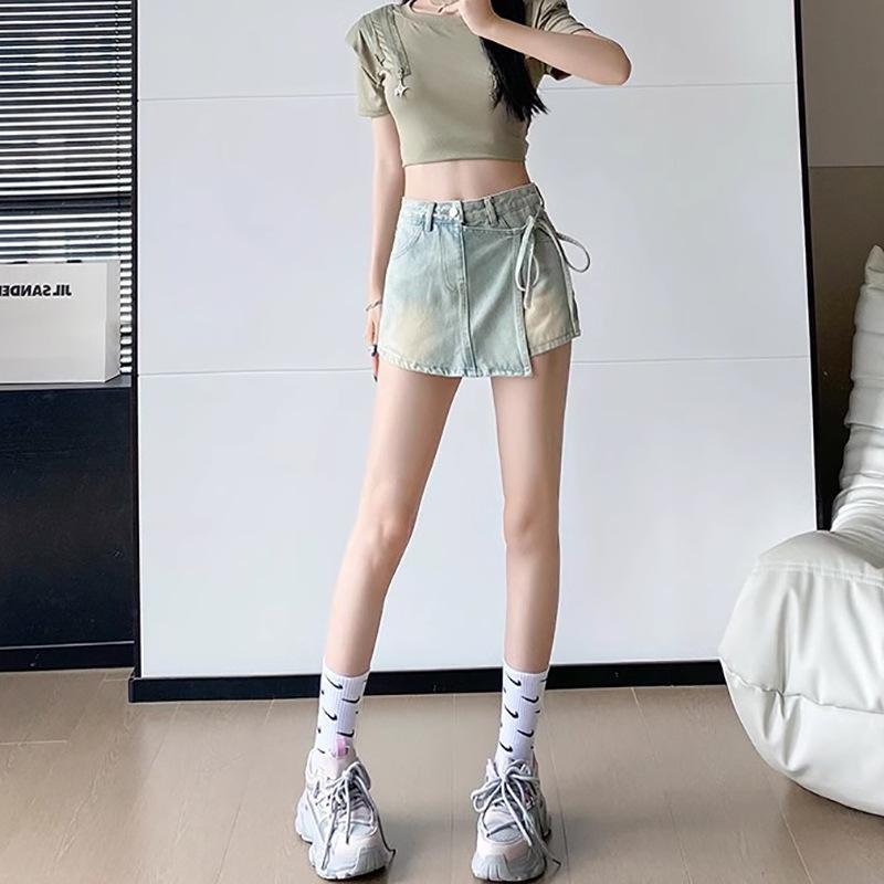 レディース ジーンズズボン下 広広とした レディース ジーンズズボン下 広広とした まがい物の 2つの お嬢さんの ジーンズの 半 ズボンの レディース 夏の 新型の ご機嫌酉の方角の ゆったりしている スコートの ズボンは やせていて 光を 防ぐ 物ごとが できます。