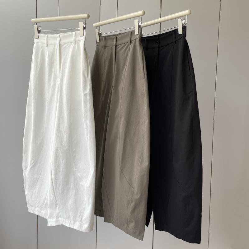 ロングパンツ レディース ゆったり ズボン カジュアルパンツ ボトムス 体型カバー 大きいサイズ 着痩せ 高腰 伸縮性 ストレッチ 軽量 機能性素材 イージーパンツ シルエット 美脚 脚長効果 シワになりにくい 部屋着 スポーツ アウトドア お出か｜アクセルジャパン