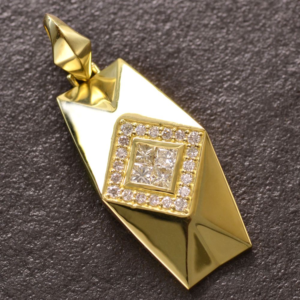 【マラソン期間限定★10%OFFクーポン】ペンダントトップ メンズ K18 18K 18金 プリンセスカット ダイヤモンド ペンダントヘッド イエローゴールド ネックレストップ 日本製 刻印入り 鑑別書付き 大きめ シンプル プレゼント ギフト|アクセサリーマート