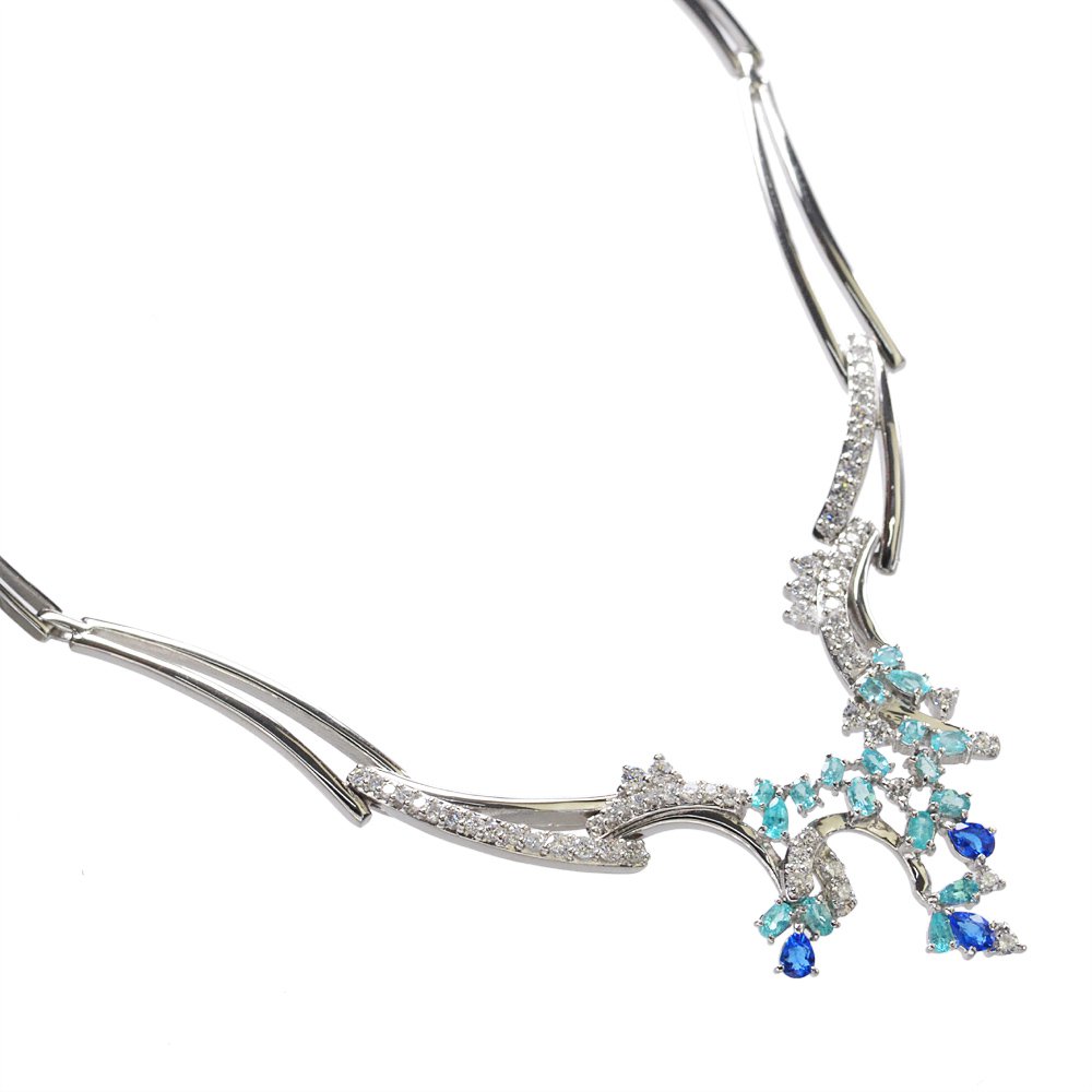 Penkori❣️プラチナ 月モチーフ パライバ アウイナイト ダイヤモンド Penkori❣️プラチナ 月モチーフ パライバ アウイナイト ダイヤモンド