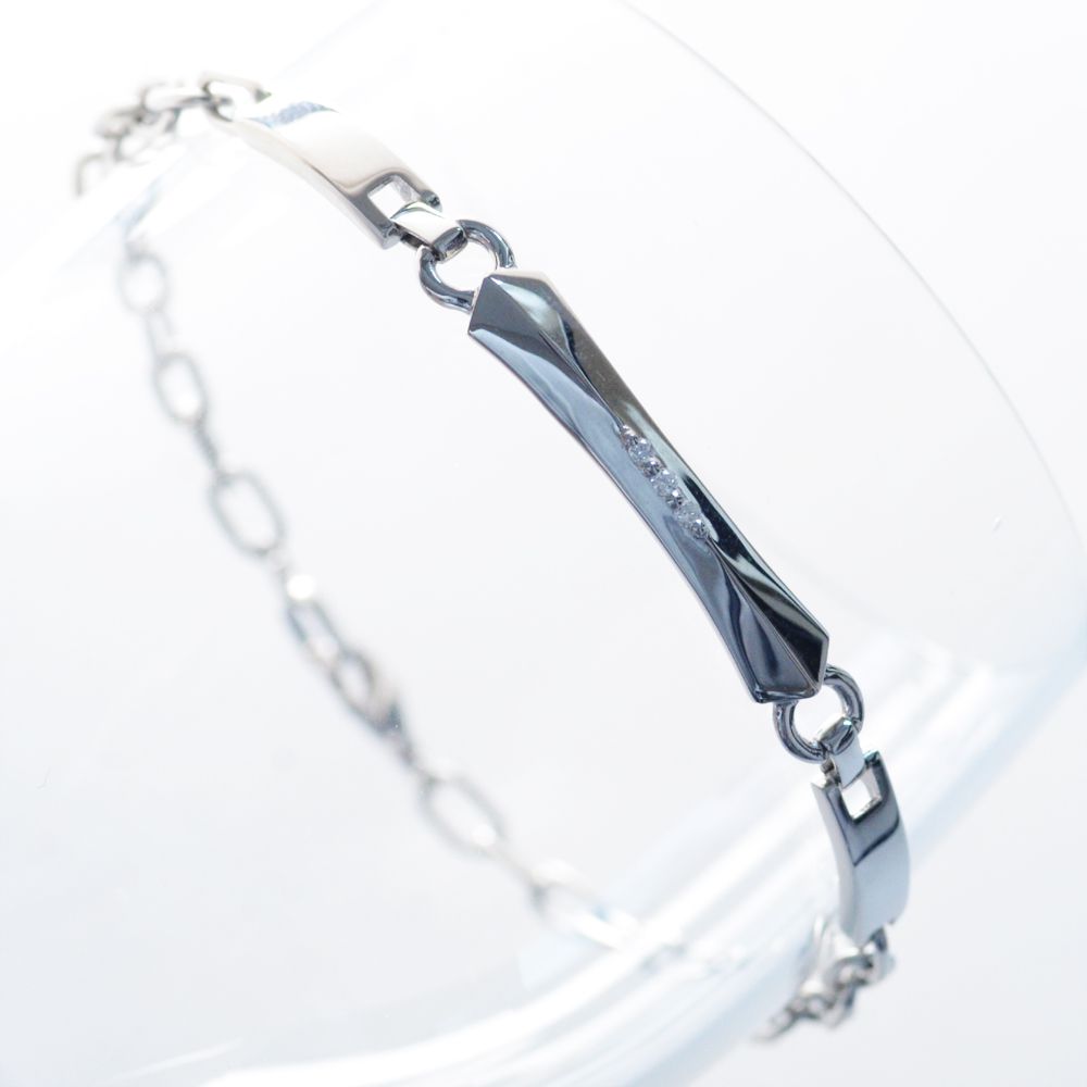 【マラソン期間限定★10%OFFクーポン】ブレスレット メンズ プラチナ ダイヤモンド チェーン 地金 プレートブレスレット 細身 Pt900 ユニセックス 日本製 刻印入り 鑑別書付き シンプル プレゼント ギフト 【人気アイテム】