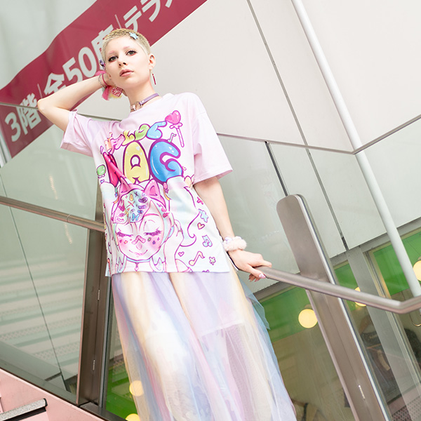 楽天市場 Harajuku Sound Tシャツ カットソー 原宿 原宿系 ファッション レディース 半袖 大きいサイズ スイーツ ゆめかわいい 服 ゆめかわ 派手 カワ 個性的 女の子 イラスト 可愛い ヘッドホン プリント 総柄 ダンス 衣装 ヒップホップ ピンク Acdc Rag メール便可