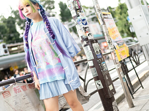 楽天市場 Rainbow Sweets Love Tシャツ カットソー 原宿 原宿系 ファッション レディース 半袖 大きいサイズ ファンシー ゆめかわいい 服 ゆめかわ 派手 カワ 個性的 スイーツ イラスト プリント 総柄 ダンス 衣装 ブルー ピンク レインボー Acdc Rag メール便可 Acdc