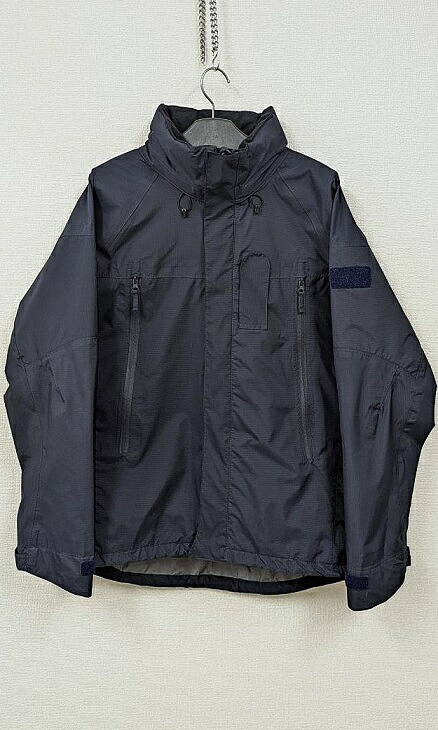 ROYAL NAVY GORE-TEXパーカ【イギリス軍放出品】｜ミリタリーの ACE IN THE HOLE 29,829円