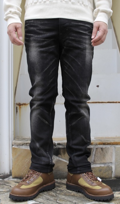 BLUE WAY(ブルーウェイ) ENGINEER IN CUT HYBRID STRETCH DENIM (エンジニア インカット ハイブリッド ストレッチデニム) 【快適に伸縮する高級ハイブリッドデニム生地 人気エンジニアインカット】 ヴィンテージ加工 手作業 日本製 ブラック 送料無料