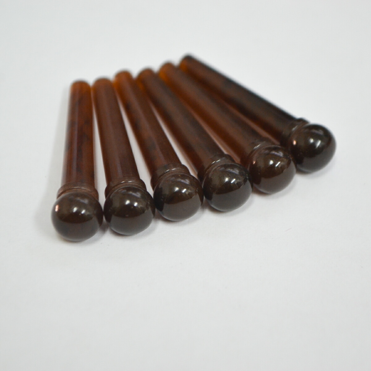 John Pearse Camel Bone Bridge Pins 5個セット John Pearse Camel Bone Bridge Pins 5個セット