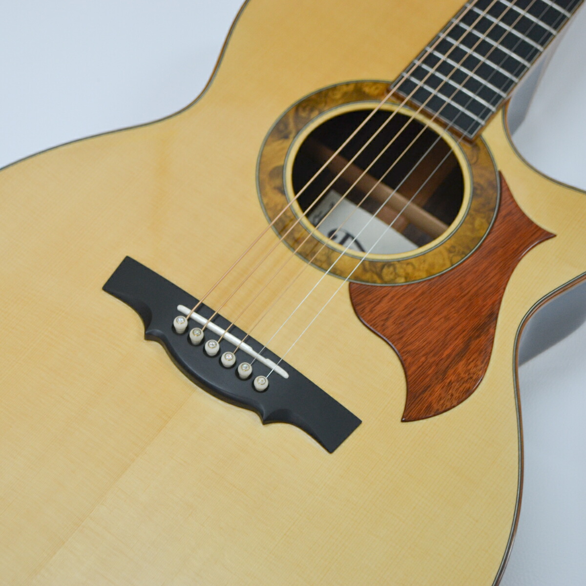 【Yoshida弦楽器工房 製】【アウトレット】Tears Craft One Silius #006【ティアーズ】【アコースティックギター】【ヴェネチアンカッタウェイ】【フィンガースタイル】【イングルマンスプルース】【マダガスカルローズウッド】【日本製】【手工ギター】【トップ割れ修正】