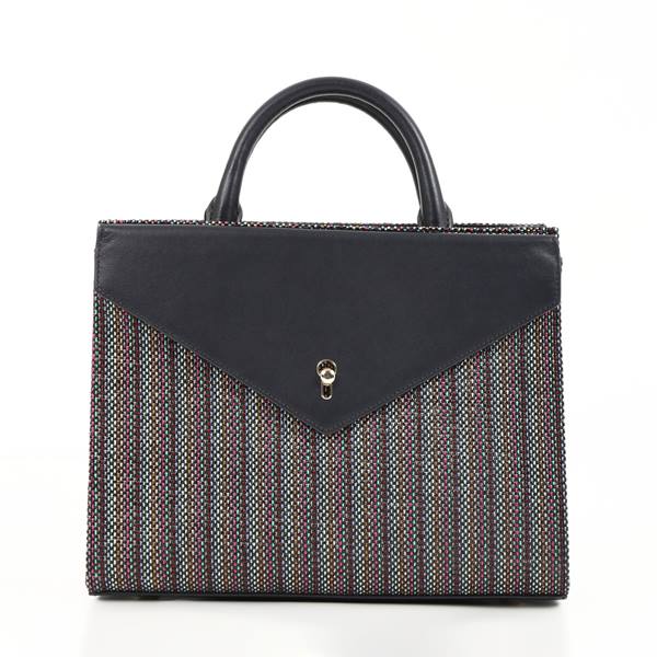ポールスミス ハンドバッグ ショルダーバッグ バッグ Paul Smith レディース 女性 婦人 ハイブランド ネイビー 丈夫 レザー 本革 定番 ギフト プレゼント クリスマス ホワイトデー 誕生日 入学 入社 新生活 街歩き おしゃれ 無料ラッピング可 15,967円