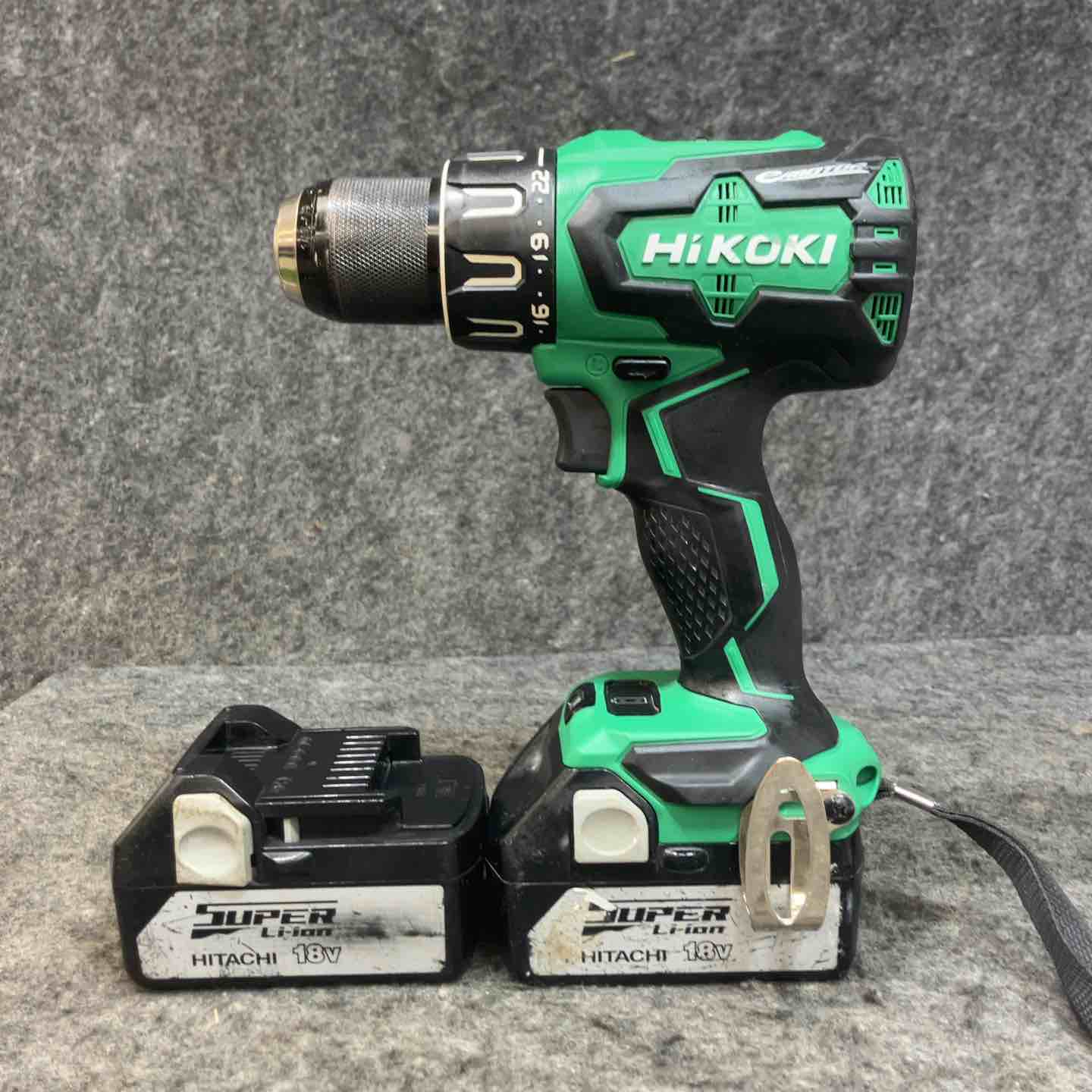【中古】ハイコーキ(※旧:日立工機) コードレス振りまわすせん孔機１番ウッド DV18DBSL(NN) 3.0Ah乾電池2個付 【桶川店】