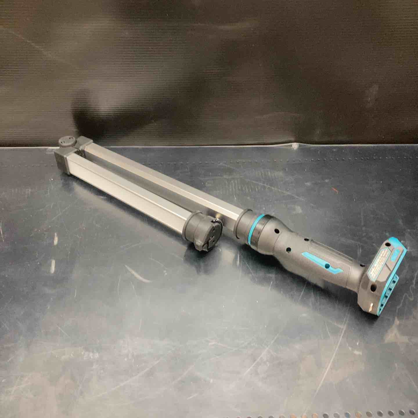 【新古】マキタ(makita) コードレスLEDライト ML012G【川越店】
